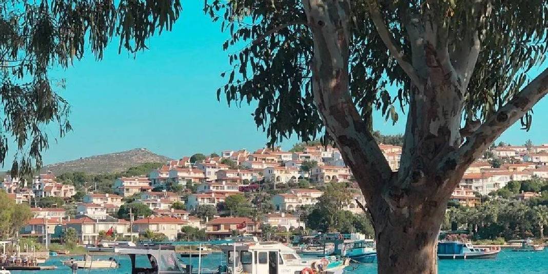 Huzurun gün batımıyla buluşma adresi! İzmir’e gitmek için bir neden daha: Kalabalık yok, deniz ve sessizlik var 1